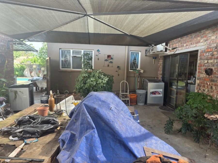 4 Bedroom Property for Sale in West Bank Western Cape